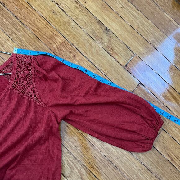 Max Studio Red Lace Trim V Neck Knot Front Knit 3/4 Sleeve Top Size Medium - Picture 12 of 12